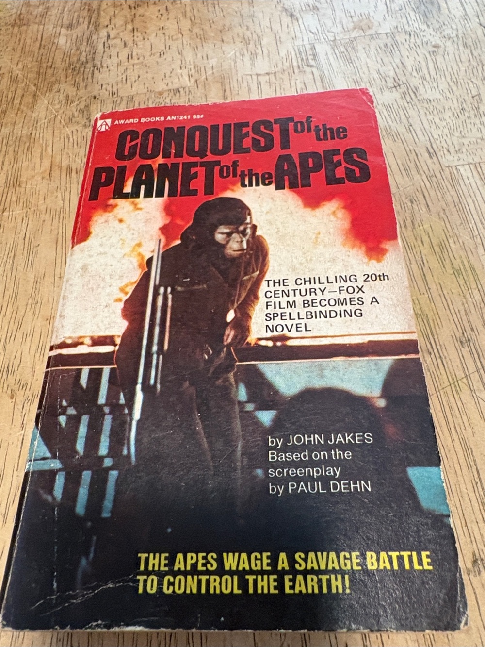 Conquest of the Planet of the Apes Paperback Book - Red Cover
